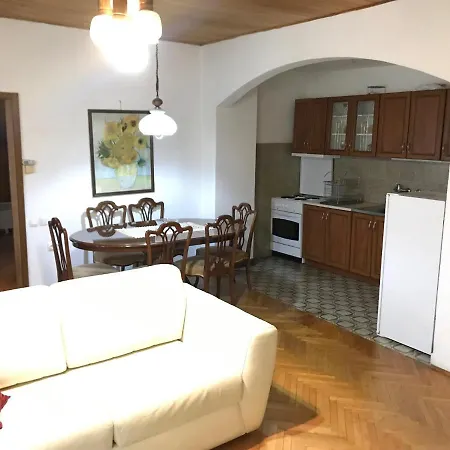 Apartment Supilova